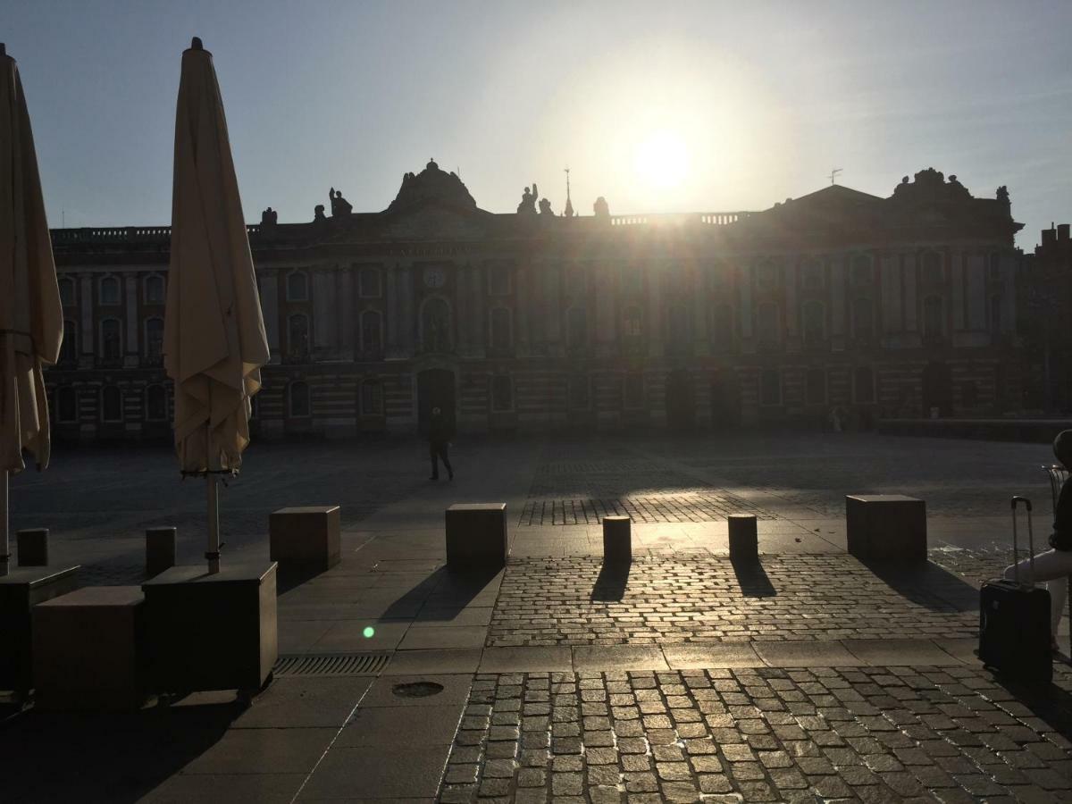 Appartement Toulouse Plein Centre-Jusqu'A 4 Personnes-Parking Et Petit Dejeuner Inclus Bagian luar foto